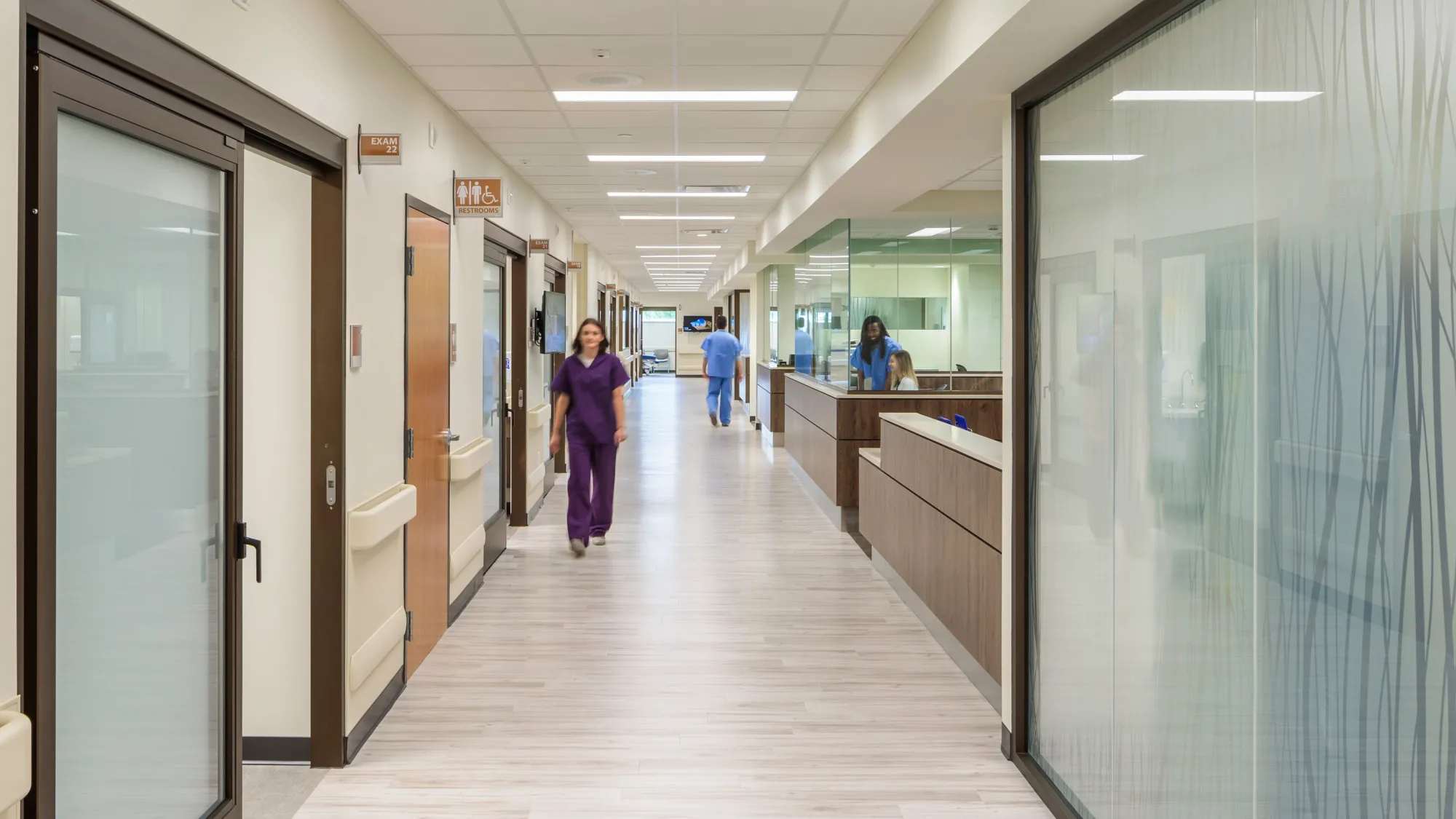 emergency department corridor with textured glass dividers