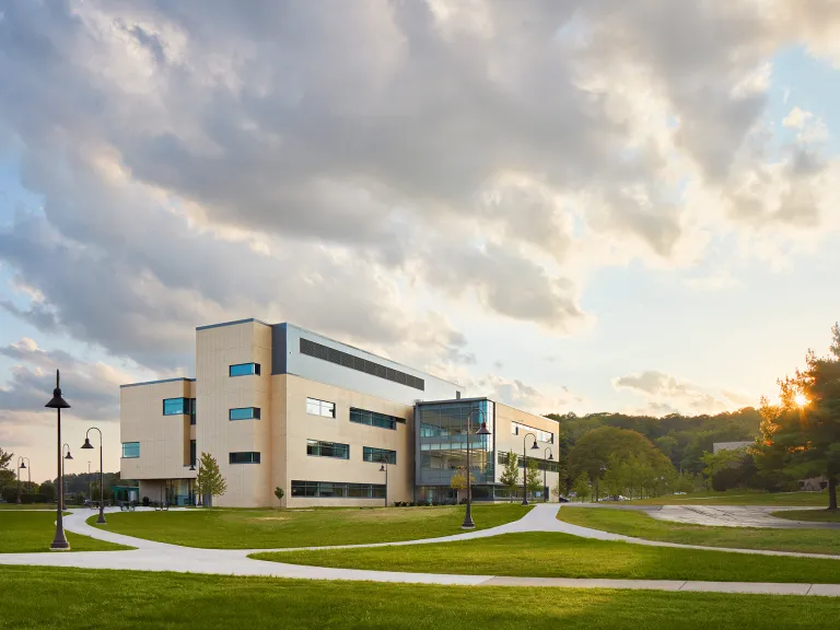 Exterior view of the Alford Center for Science & Technology at Ohio State's Newark Campus.